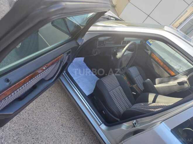Mercedes E 220 1995, 300,000 km - 2.2 l - Bakı