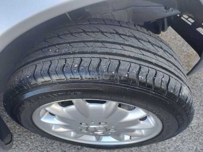 Mercedes E 220 1995, 300,000 km - 2.2 l - Bakı