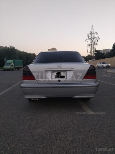 Mercedes C 240 2009, 365,000 km - 2.4 l - Bakı