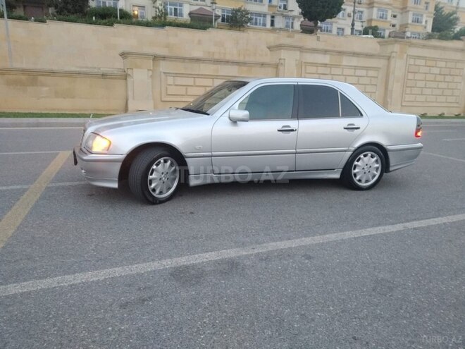 Mercedes C 240 2009, 365,000 km - 2.4 l - Bakı