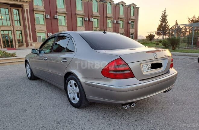 Mercedes E 320 2003, 263,257 km - 3.2 l - Bakı