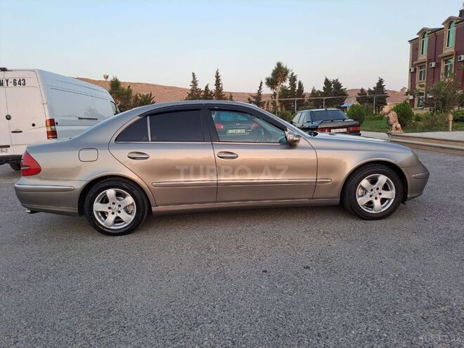 Mercedes E 320 2003, 263,257 km - 3.2 l - Bakı