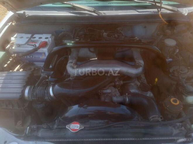 Suzuki Grand Vitara 1999, 226,531 km - 2.5 l - Quba