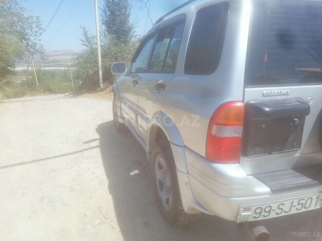 Suzuki Grand Vitara 1999, 226,531 km - 2.5 l - Quba