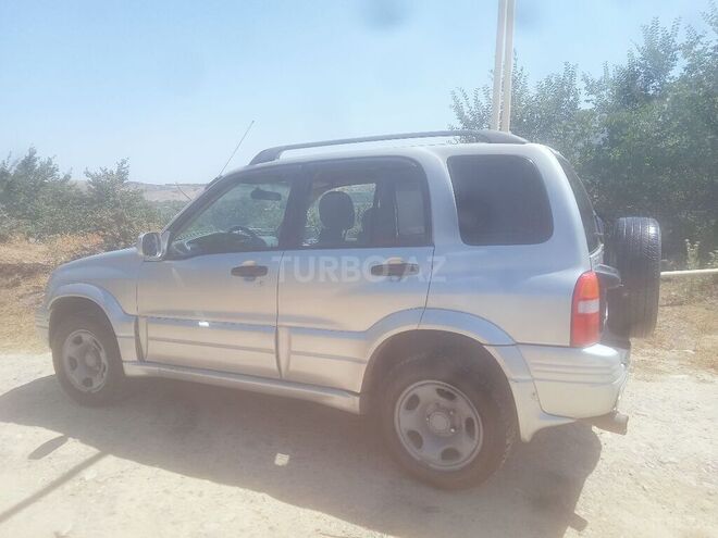 Suzuki Grand Vitara 1999, 226,531 km - 2.5 l - Quba