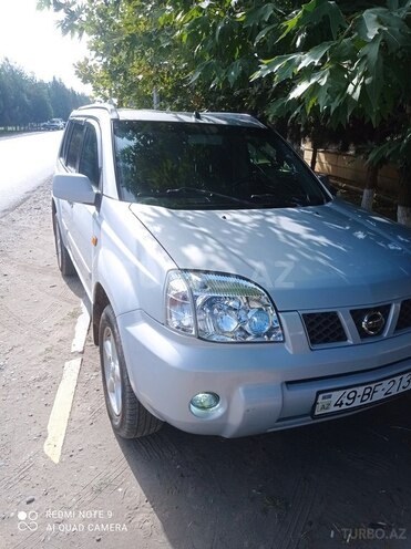 Nissan X-Trail 2001, 240,000 km - 2.0 l - Saatlı