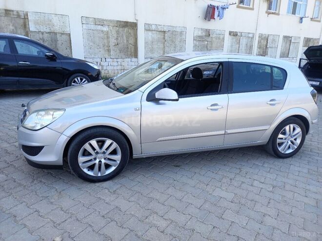 Opel Astra 2008, 220,000 km - 1.3 л - Bakı