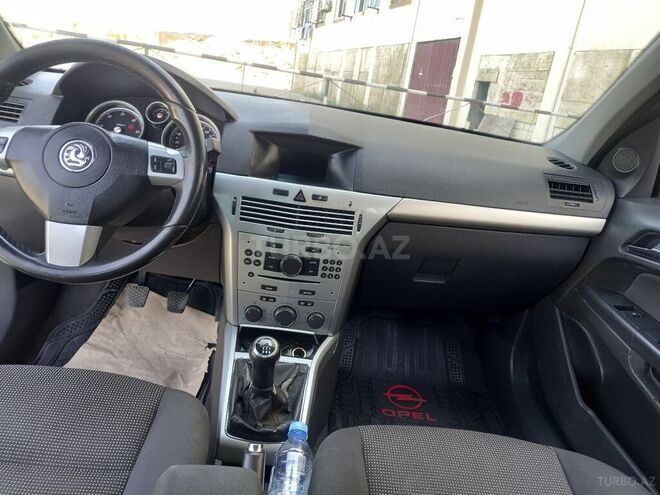 Opel Astra 2008, 220,000 km - 1.3 л - Bakı