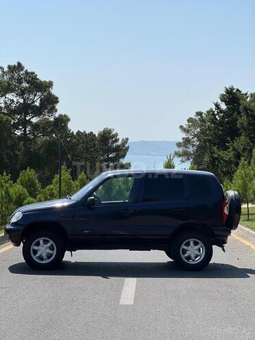 Chevrolet Niva 2005, 235,000 km - 1.7 l - Bakı