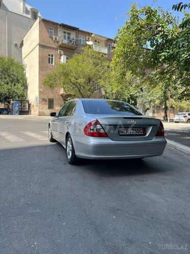 Mercedes E 220 2006, 173,000 km - 2.2 l - Bakı