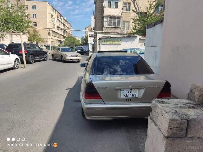 Mercedes C 230 1997, 200,000 km - 2.3 l - Bakı
