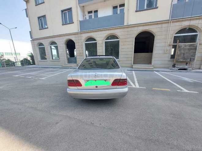 Mercedes E 230 1995, 326,520 km - 2.3 l - Masallı