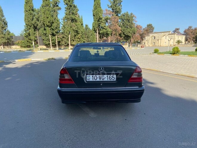 Mercedes C 220 1995, 473,068 km - 2.2 l - Bakı