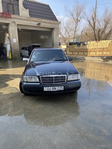 Mercedes C 230 1997, 401,257 km - 2.3 l - Ağcabədi