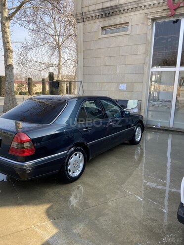 Mercedes C 230 1997, 401,257 km - 2.3 l - Ağcabədi
