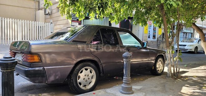 Mercedes 190 1991, 224,253 km - 1.8 л - Bakı