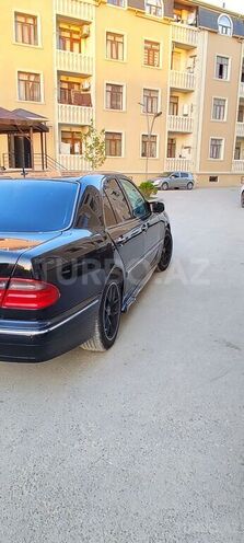 Mercedes E 320 2000, 244,400 km - 3.2 л - Bakı