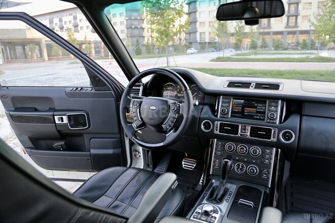 Land Rover Range Rover 2010, 237,000 km - 5.0 l - Bakı