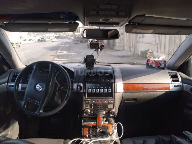 Volkswagen Touareg 2004, 285,621 km - 3.2 l - Bakı