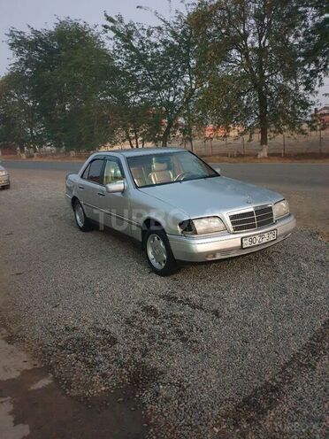 Mercedes C 280 1995, 250,000 km - 2.8 л - Cəlilabad