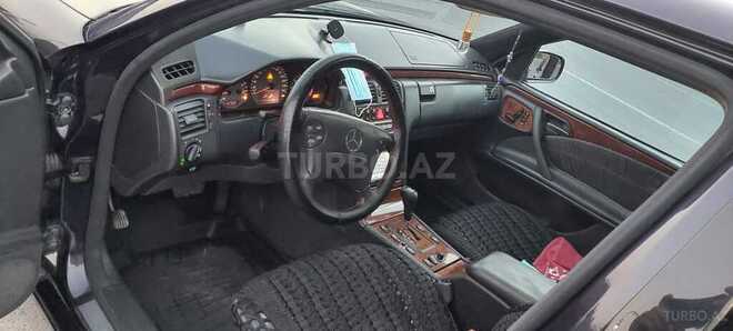 Mercedes E 320 1999, 396,000 km - 3.2 l - Füzuli