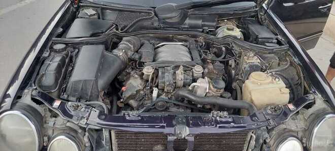 Mercedes E 320 1999, 396,000 km - 3.2 l - Füzuli