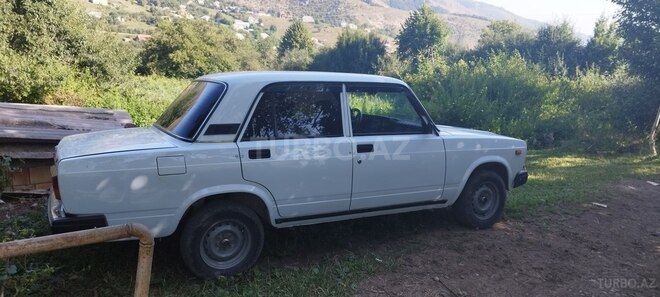LADA (VAZ) 2107 2007, 200,000 km - 1.6 l - Tovuz