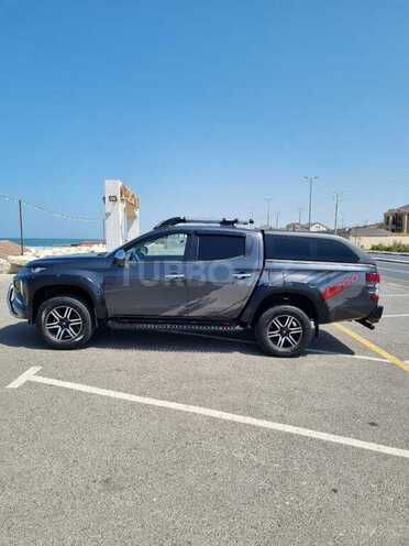 Mitsubishi L200 2021, 21,509 km - 2.5 l - Bakı