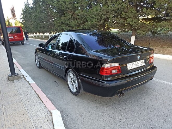 BMW 528 1999, 297,000 km - 2.8 л - Mingəçevir