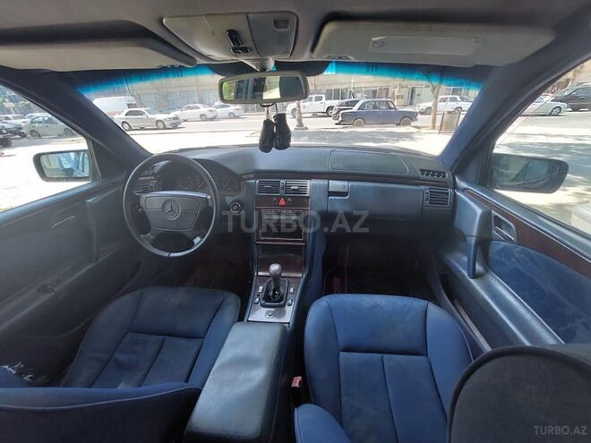 Mercedes E 200 1996, 300,000 km - 2.0 л - Gəncə