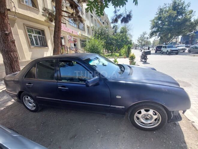 Mercedes E 200 1996, 300,000 km - 2.0 л - Gəncə
