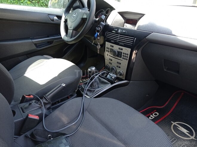 Opel Astra 2008, 175,000 km - 1.3 l - Bakı