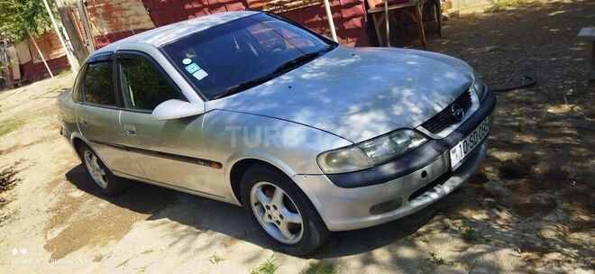 Opel Vectra 1996, 556,827 km - 2.0 l - Bakı