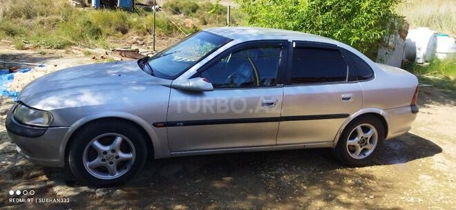 Opel Vectra 1996, 556,827 km - 2.0 l - Bakı