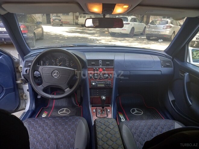 Mercedes C 180 1999, 267,267 km - 1.8 л - Bakı