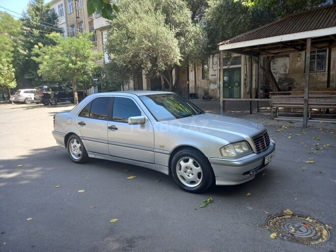 Mercedes C 180 1999, 267,267 km - 1.8 л - Bakı
