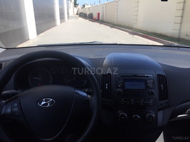 Hyundai i30 2011, 241,000 km - 1.6 л - Bakı