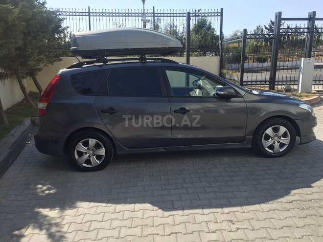 Hyundai i30 2011, 241,000 km - 1.6 л - Bakı
