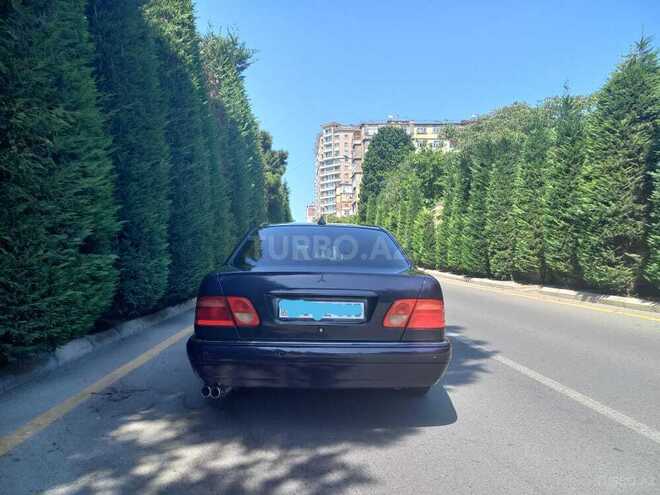 Mercedes E 240 1997, 234,000 km - 2.4 l - Bakı