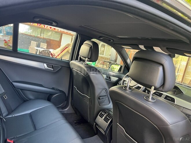 Mercedes C 250 2011, 107,000 km - 1.8 l - Bakı