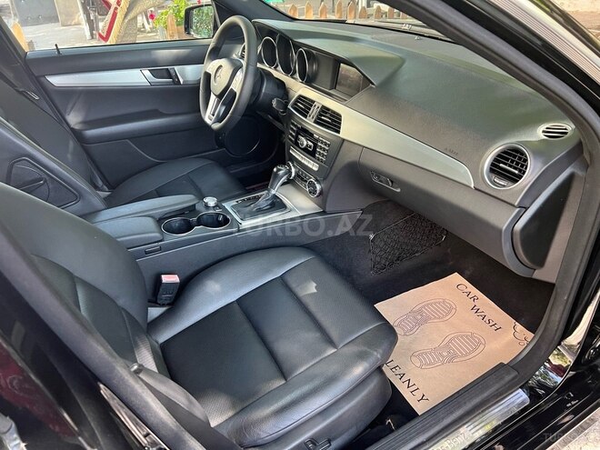 Mercedes C 250 2011, 107,000 km - 1.8 l - Bakı