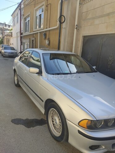 BMW 528 1999, 430,000 km - 2.8 l - Bakı