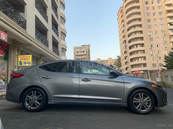 Hyundai Elantra 2018, 68,000 km - 2.0 л - Bakı