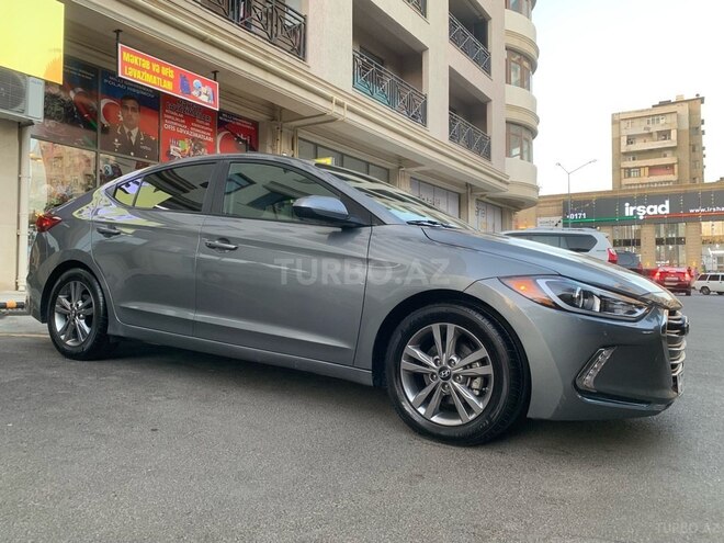 Hyundai Elantra 2018, 68,000 km - 2.0 л - Bakı