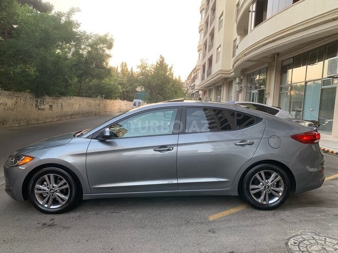 Hyundai Elantra 2018, 68,000 km - 2.0 л - Bakı