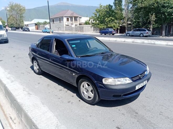 Opel Vectra 1995, 155,603 km - 1.8 l - Şəki