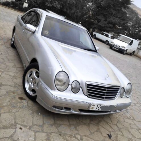 Mercedes E 240 2000, 270,000 km - 2.4 l - Yardımlı
