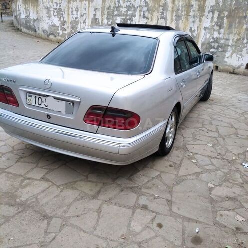 Mercedes E 240 2000, 270,000 km - 2.4 l - Yardımlı