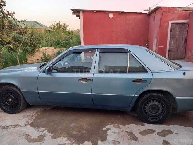 Mercedes E 200 1990, 360,000 km - 2.0 l - Bakı