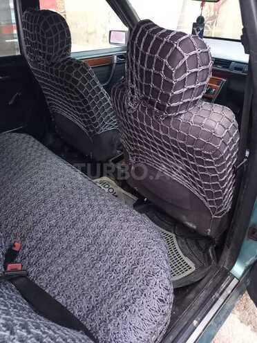 Mercedes E 200 1990, 360,000 km - 2.0 l - Bakı